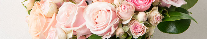 купить букет цветов на день матери в Ахтубинске от Гранд-Флора